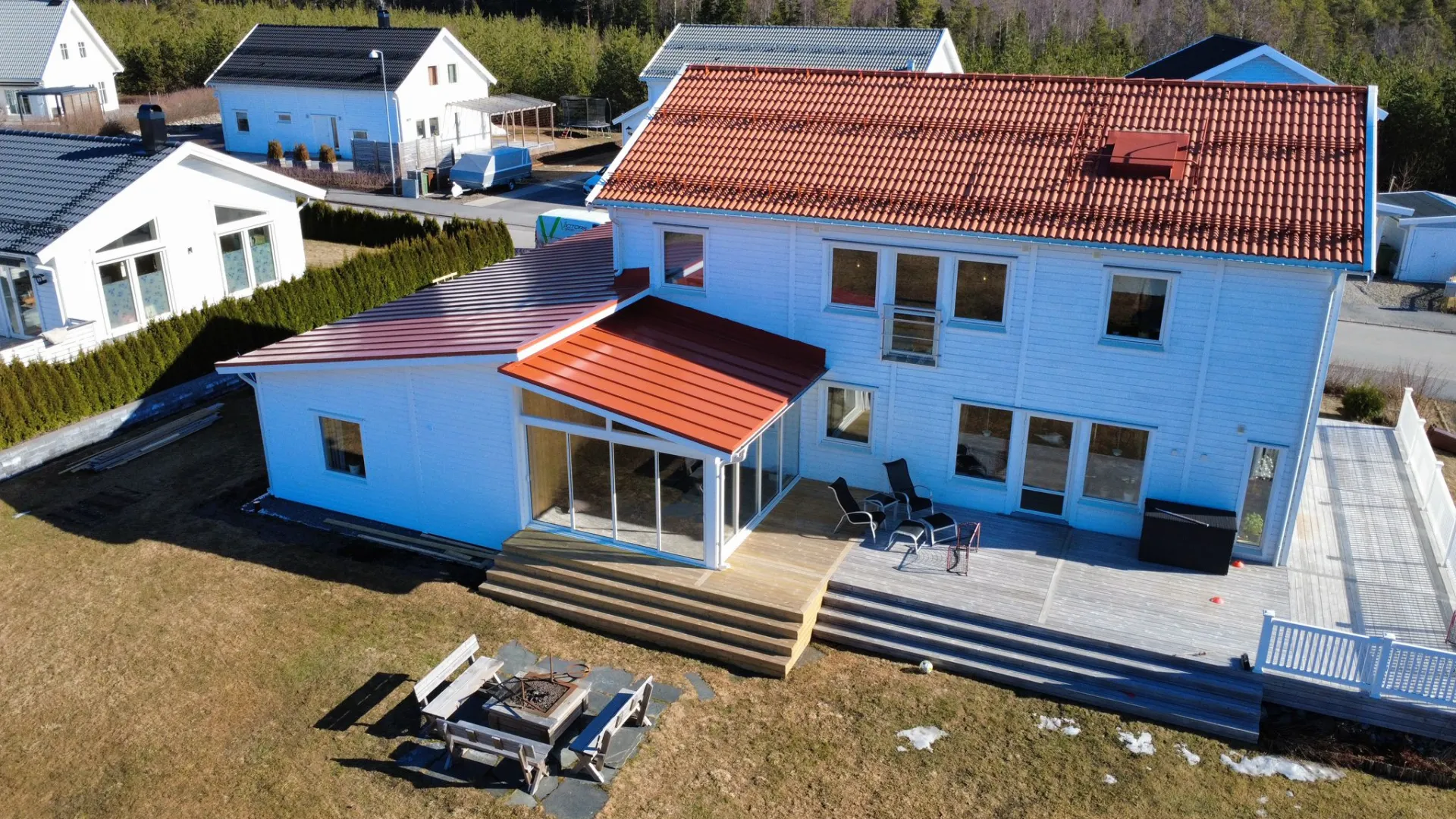 Tillbyggnad - tillbyggnad med panel